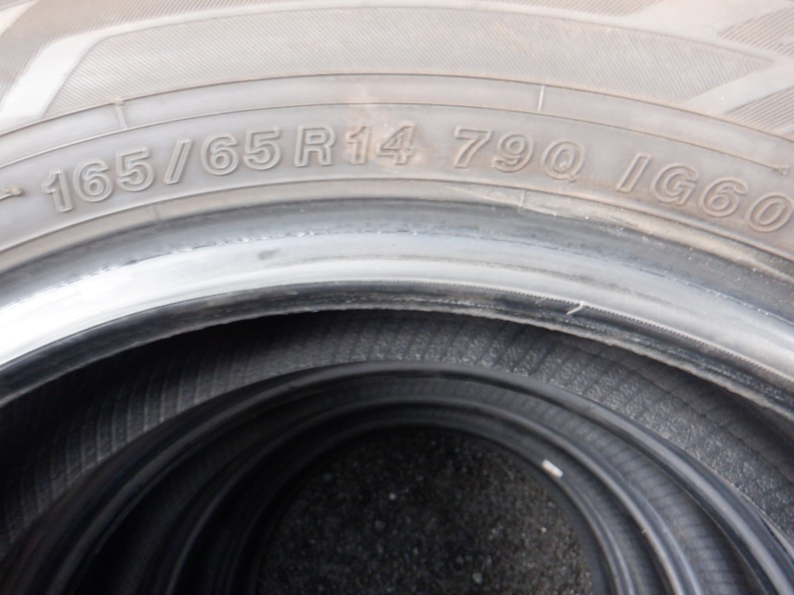 中古バリ山 165/65R14 4本 ヨコハマ アイスガードiG60 タンク ルーミー ブーン パッソ トール ジャスティなどに 中古バリ山 165/65R14 4本 ヨコハマ アイスガードiG60 タンク ルーミー ブーン パッソ トール ジャスティなどに