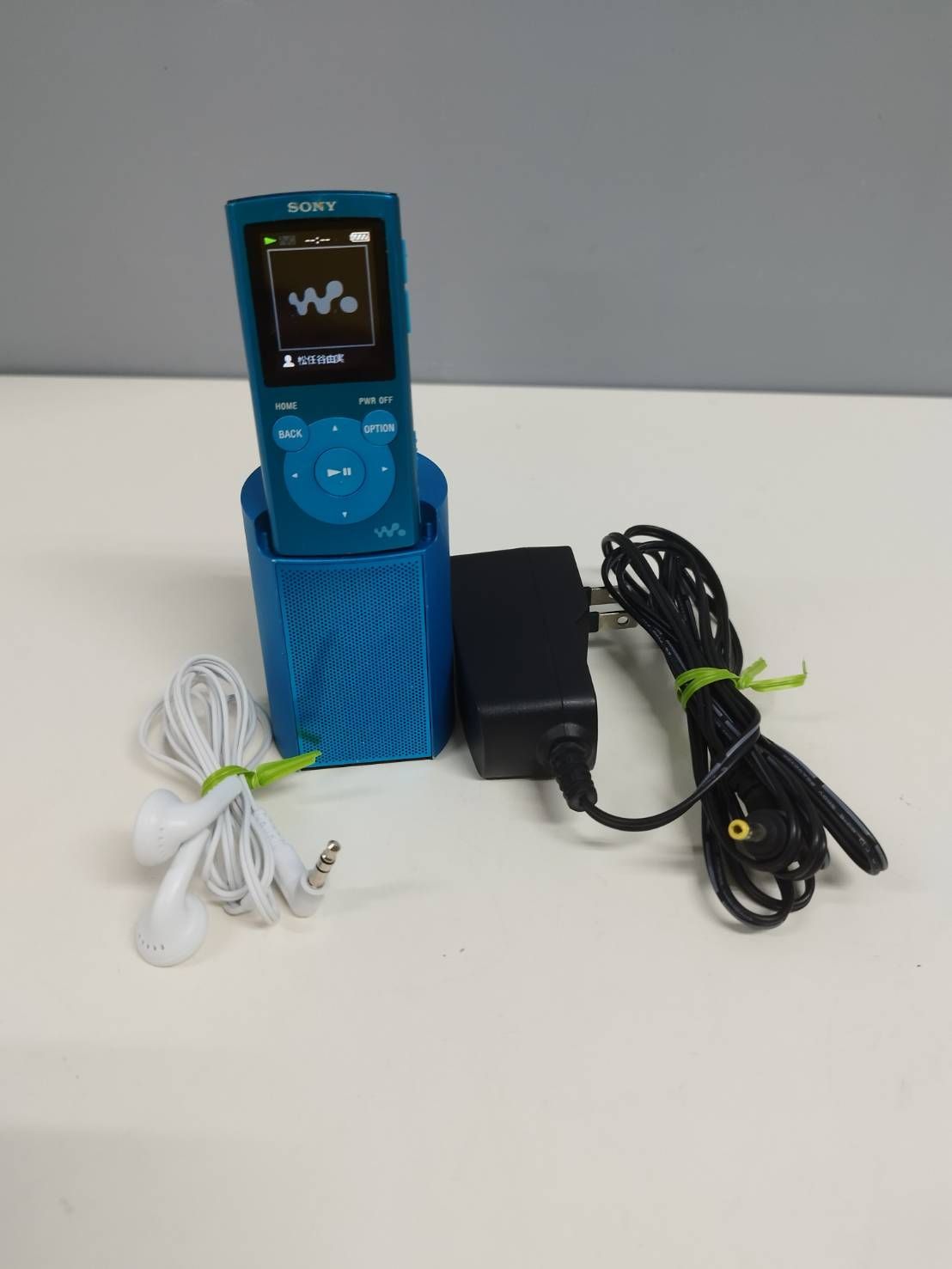 良品】SONY ウォークマン NW-E062/2GB/ブルー - メルカリ