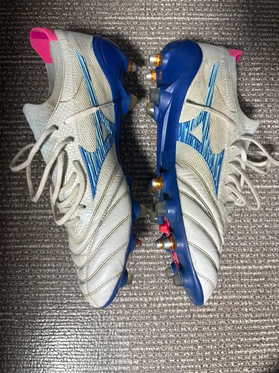 mizuno モレリア NEO SG 280