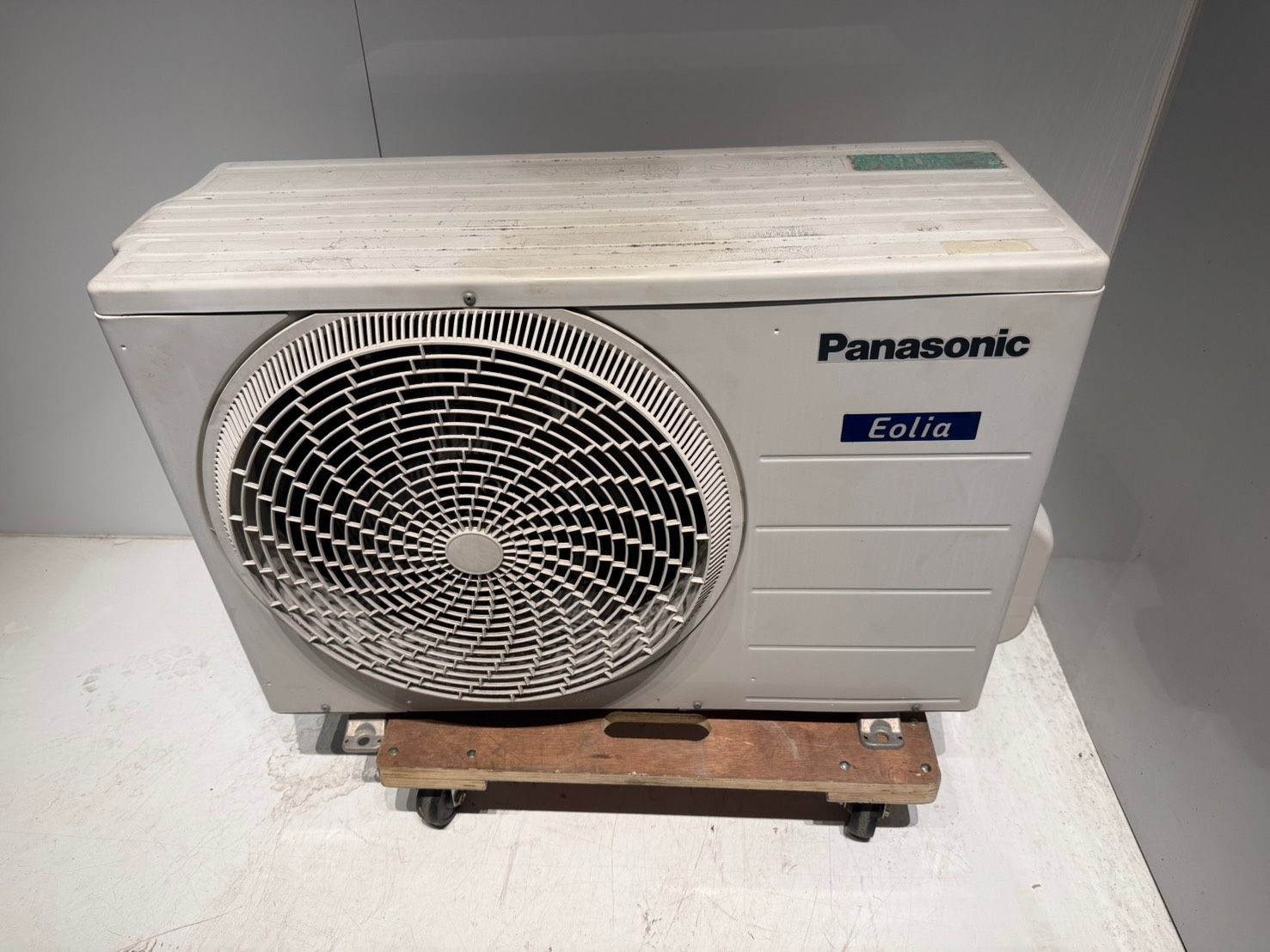 424　Panasonic　2019年製エアコン　14～16畳用 424 Panasonic 2019年製エアコン 14～16畳用 分解洗浄済み