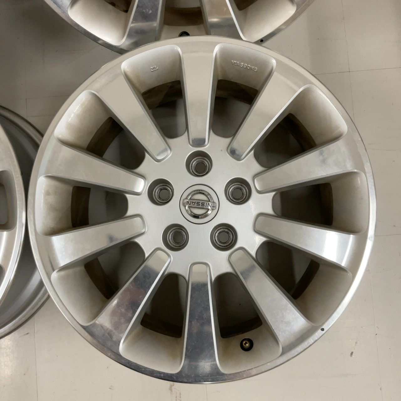 日産純正 17インチ アルミホイール 4本セット - メルカリ