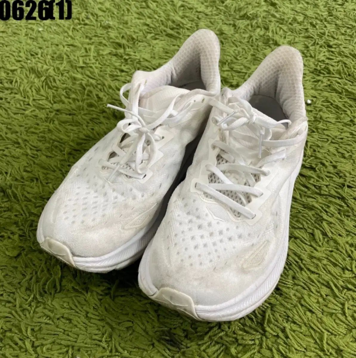 HOKA ONE ONE クリフトン 9 スニーカー 白