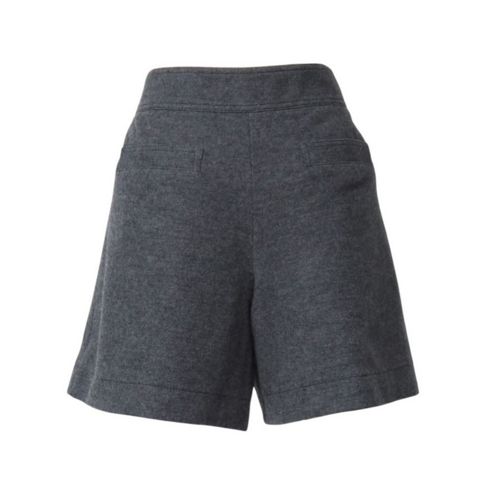 ■美品■BURBERRY バーバリー ショートパンツ サイズ38 キュロット ロゴボタン ウール ブランド古着【中古】20250623/RA5248