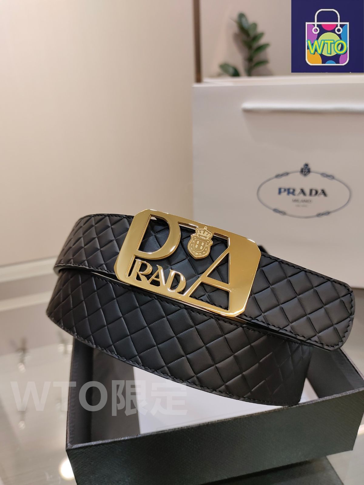 今日WTO】Prada メンズオートベルト-XQ46 - メルカリ