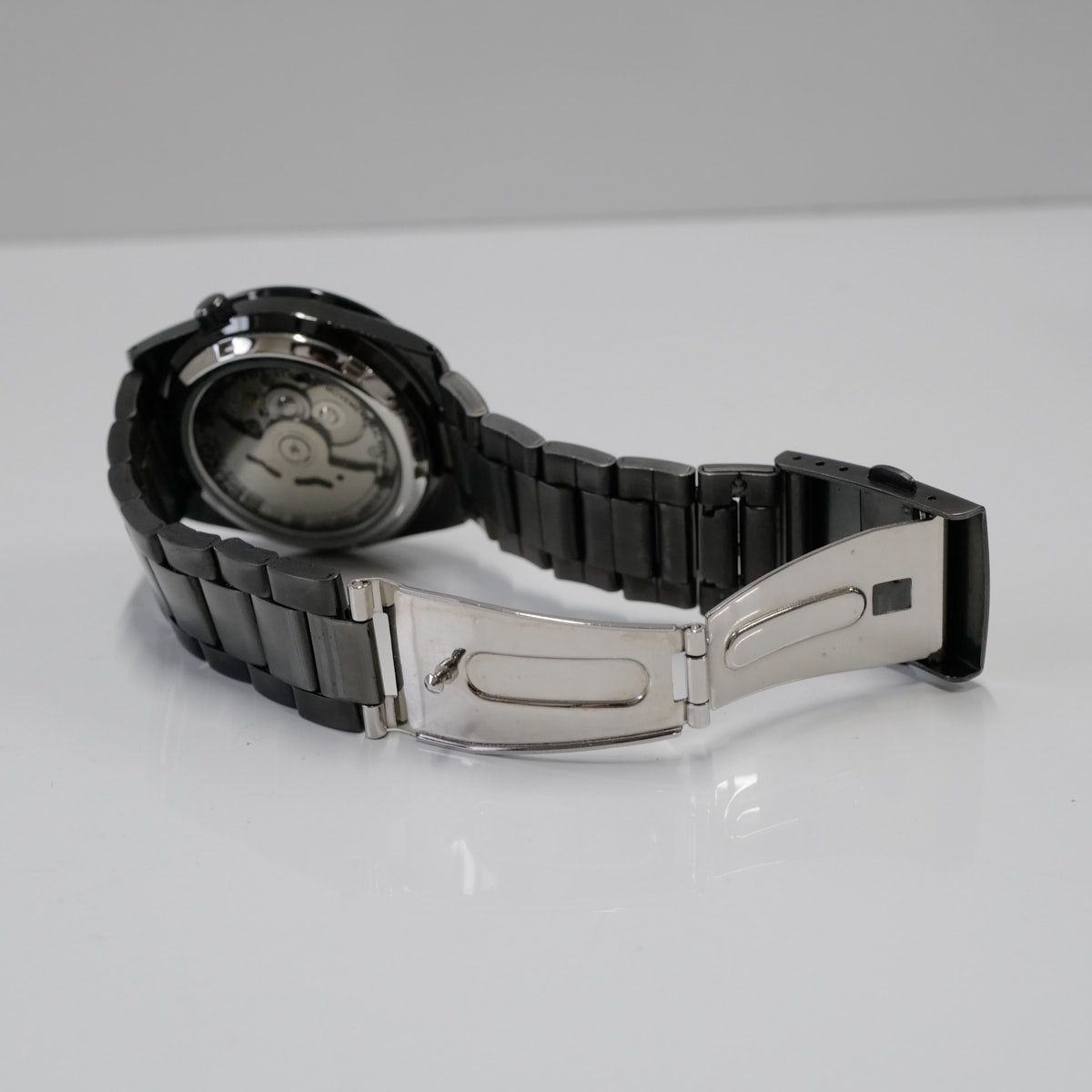 SEIKO 5 メンズ 腕時計 USED美品 海外モデル セイコー5 自動巻き 黒い 