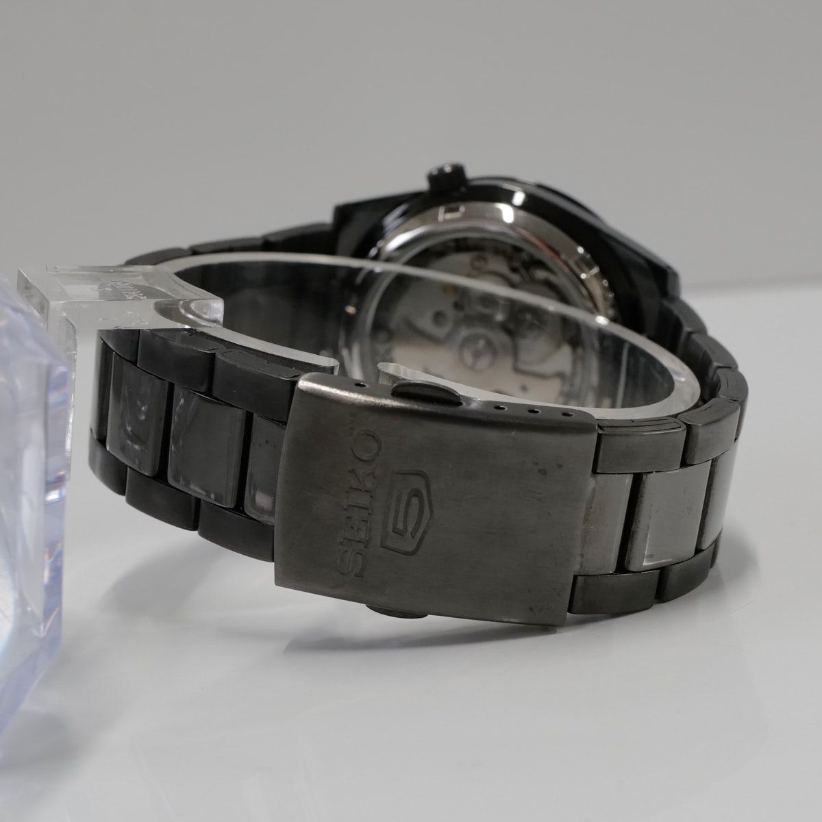SEIKO 5 メンズ 腕時計 USED美品 海外モデル セイコー5 自動巻き 黒い