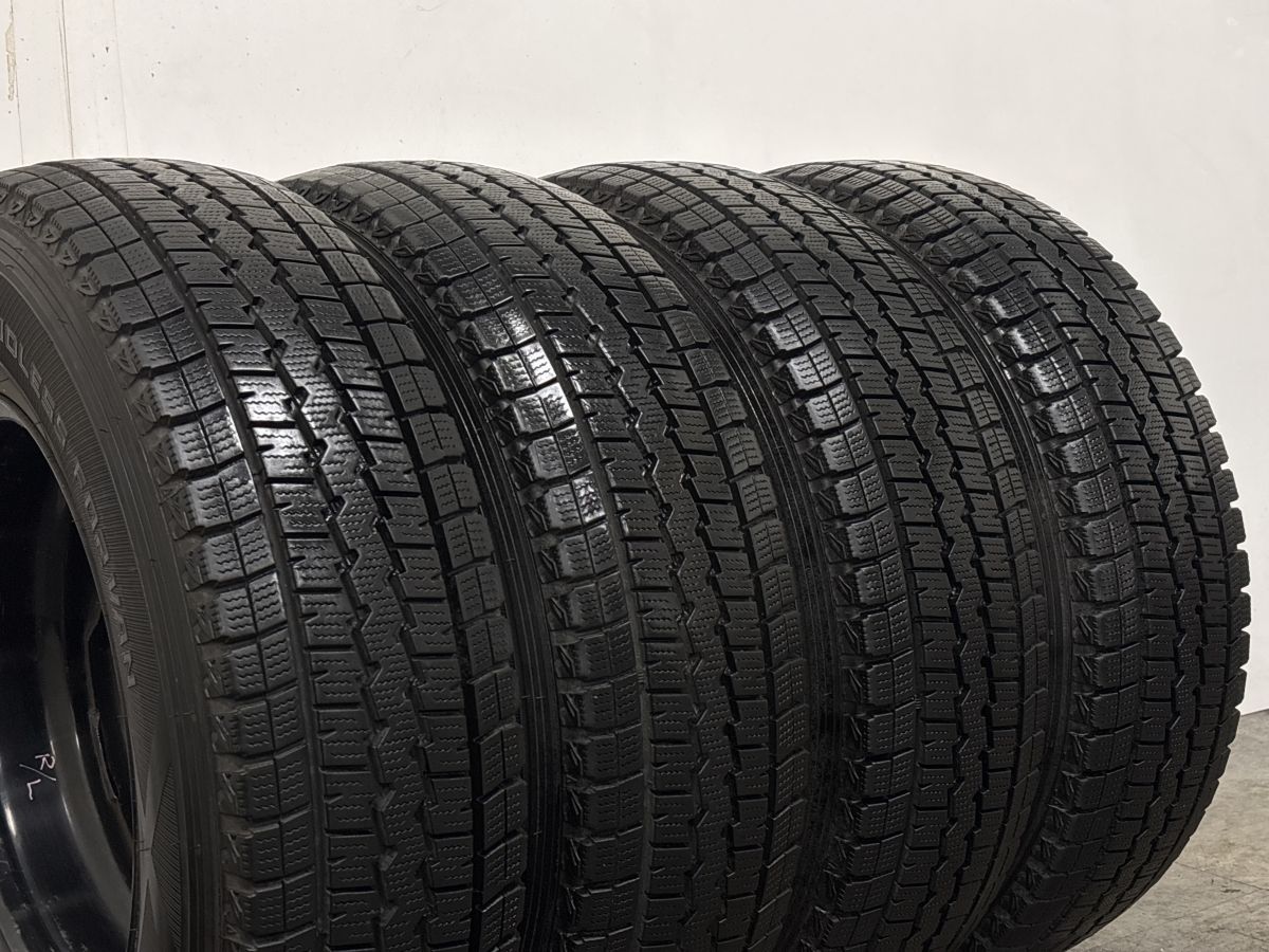 トヨタ純正 195/80Ｒ15 LT 200系 ハイエース スタッドレス スタッドレス】トヨタ 200 ハイエース 純正 15in 6J +35 PCD139.7