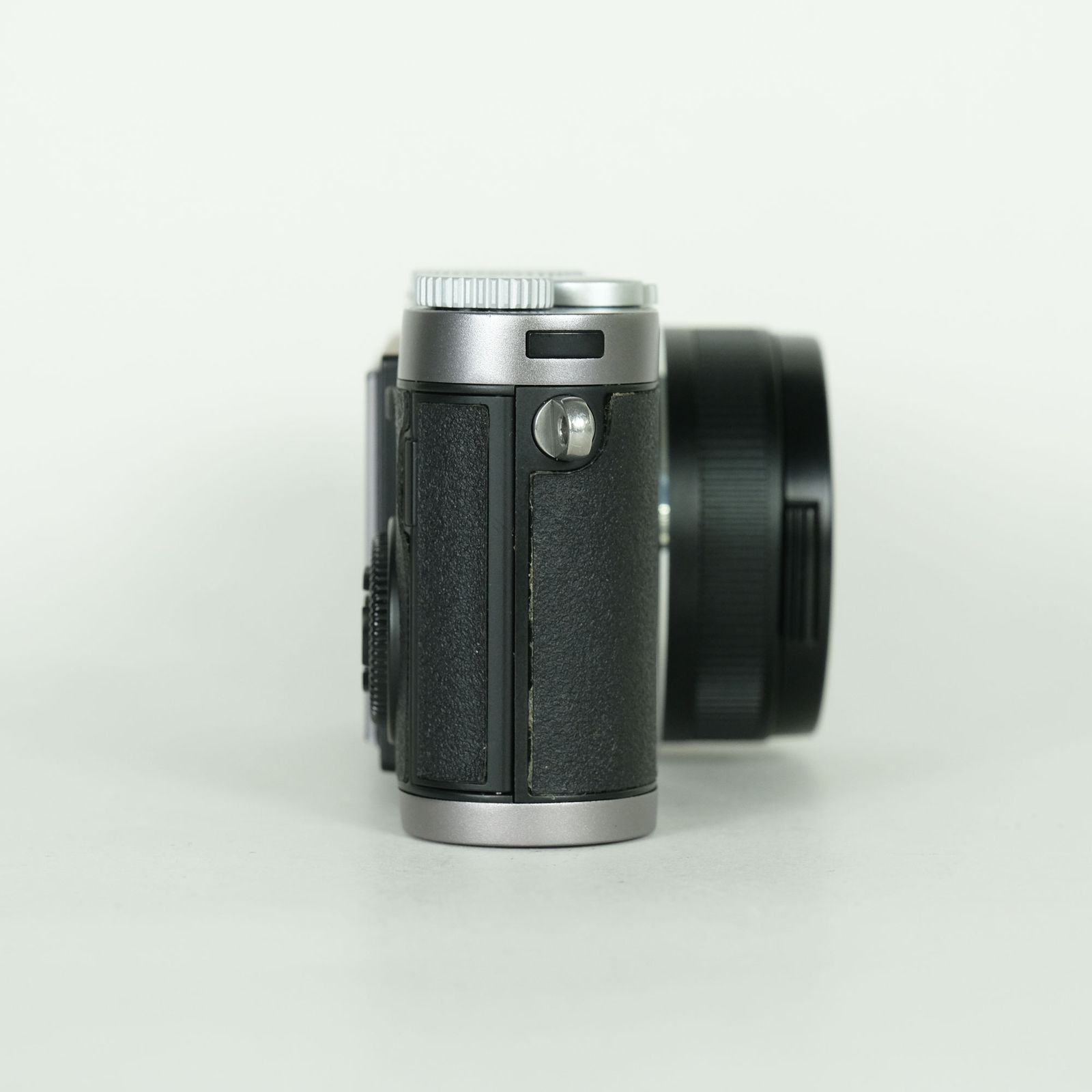 良品] LEICA X1 スチールグレー | コンパクトデジタルカメラ - メルカリ