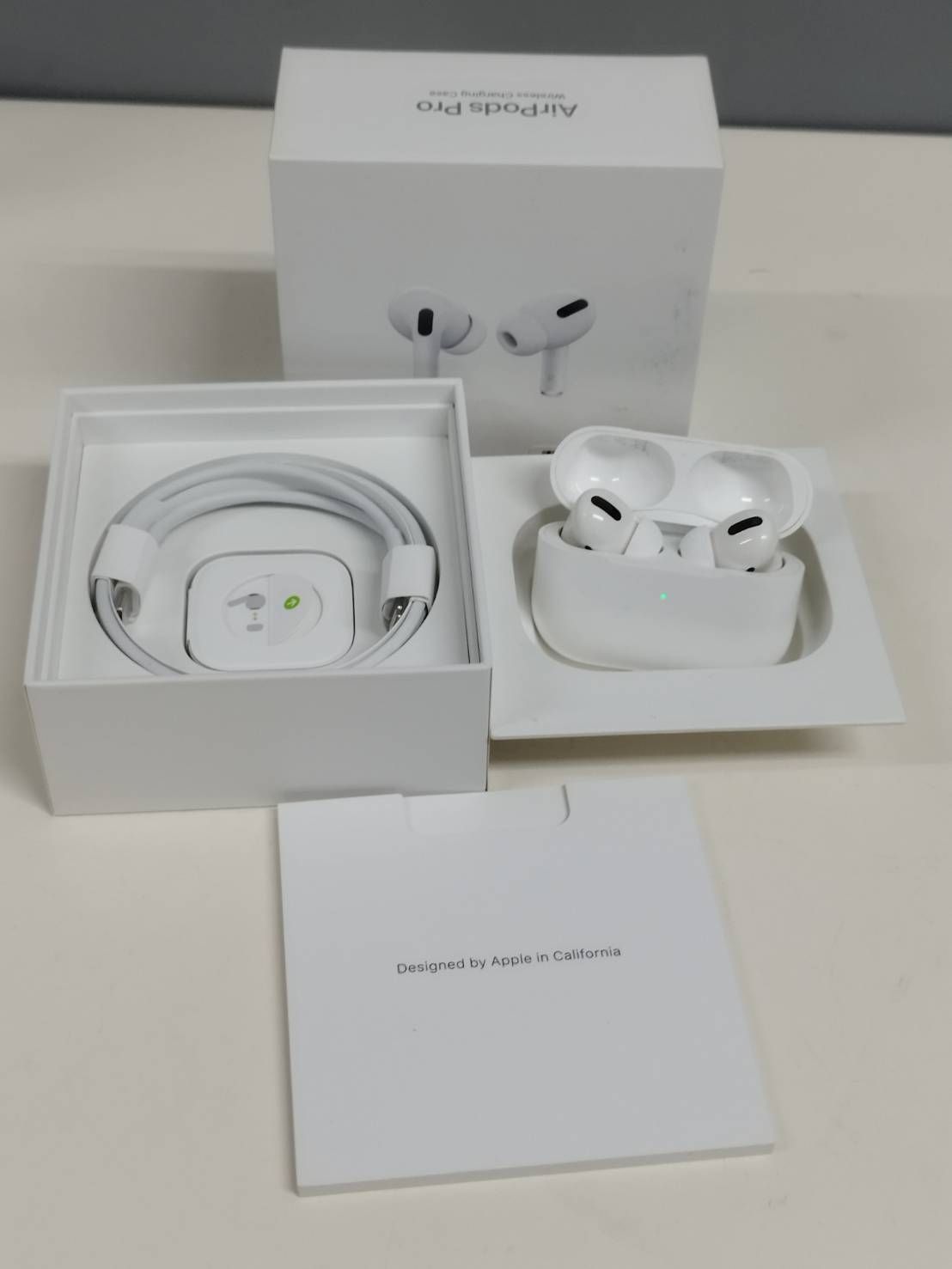 正規品】Apple AirPods Pro 第1世代/A2190,A2083,A2084/ワイヤレス