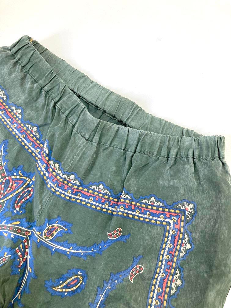 sacai サカイ ペイズリー スカーフ柄 微光沢 テーパード イージー