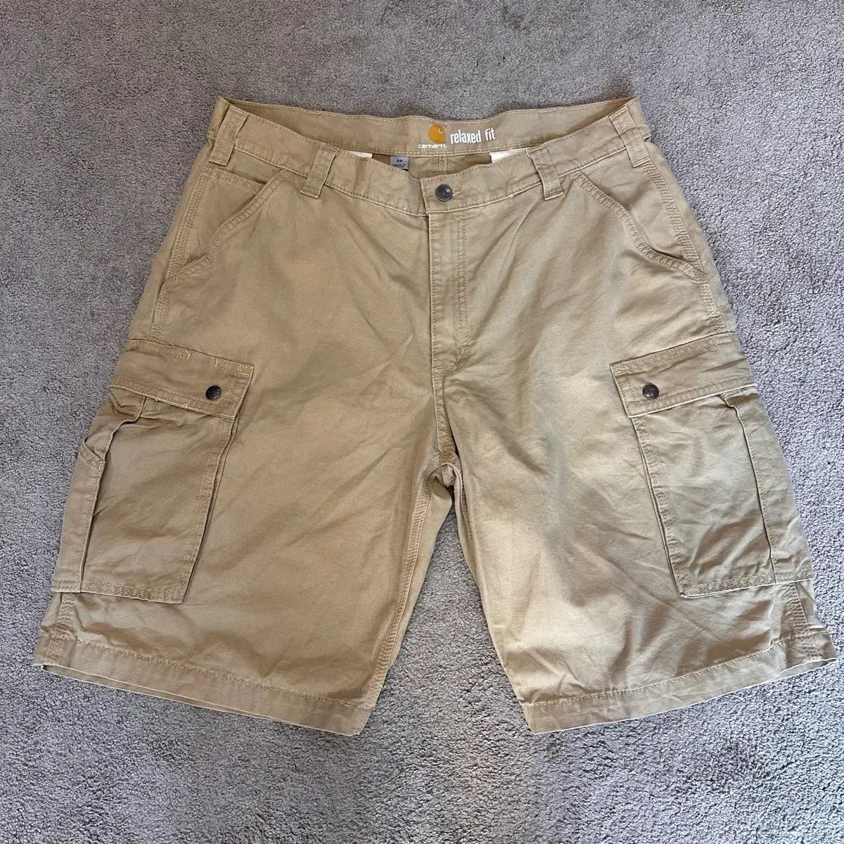 Carhartt カーハート リラックス フィット ラギッド カーゴ ウォーク ショーツ(38)