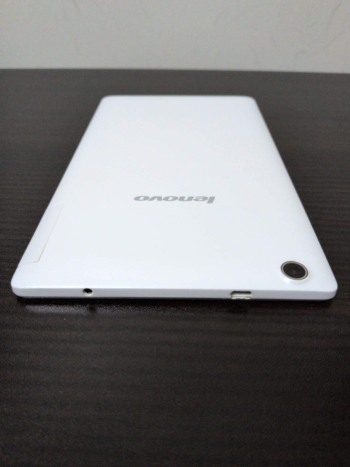 Lenovo タブレット 本体 白色 ジャンク - メルカリ