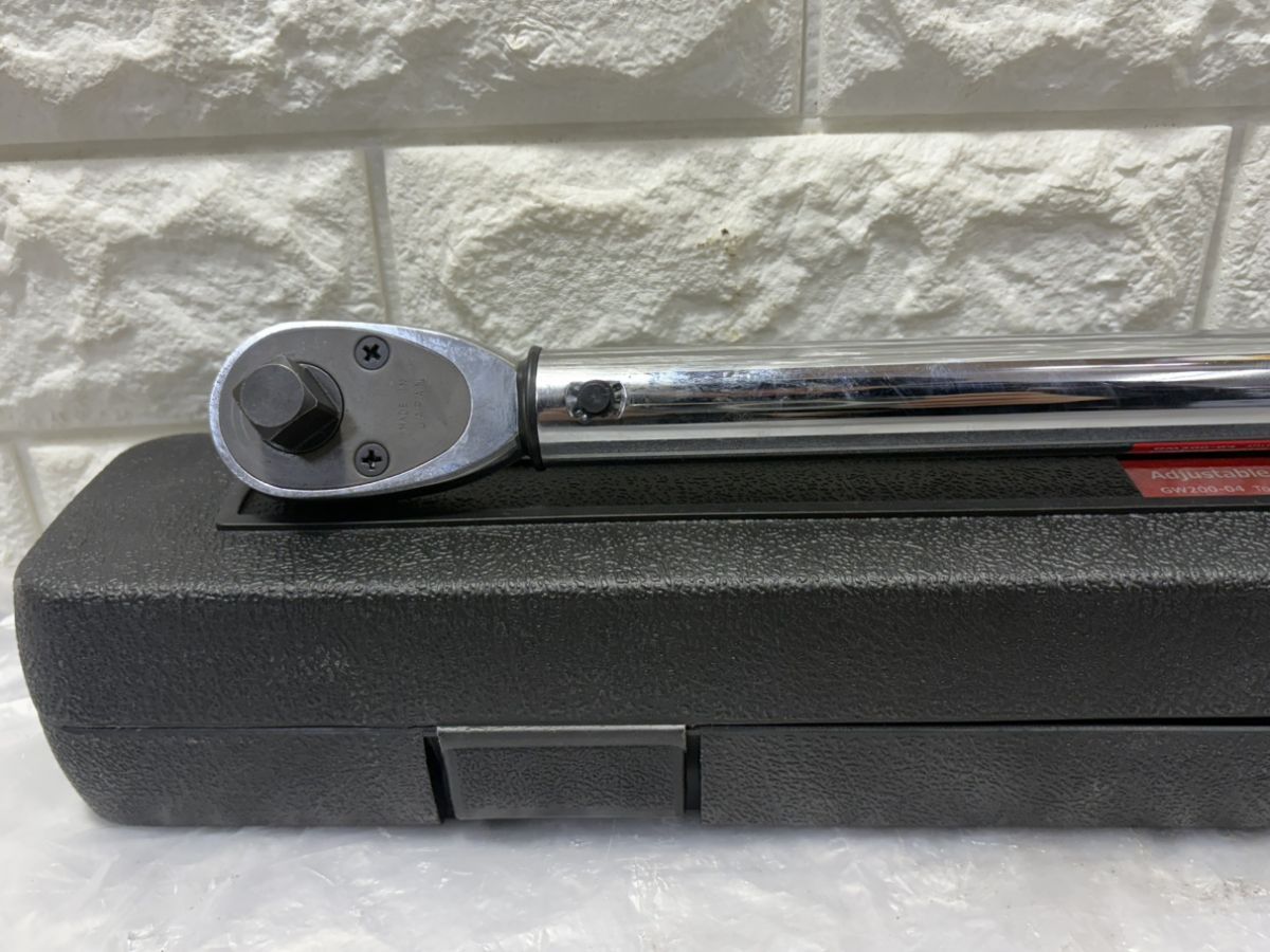 KTC 京都機械工具 12.7SQ 36ギア プレセット型トルクレンチ トルク範囲40-200Nm ロック機構付 GW200-04【中古】