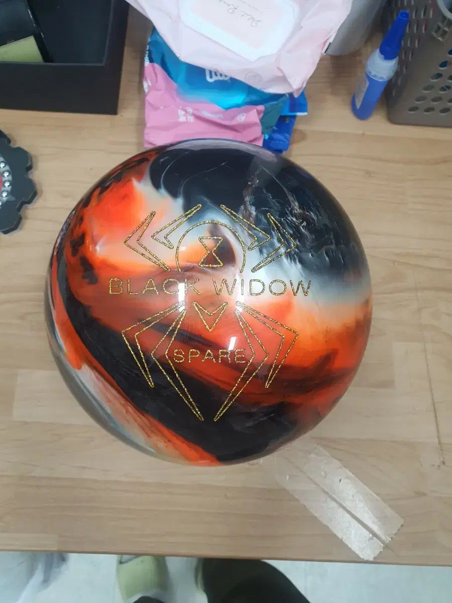 中古ボーリングボール 14p black widow(ブラックウィドウ) スペア