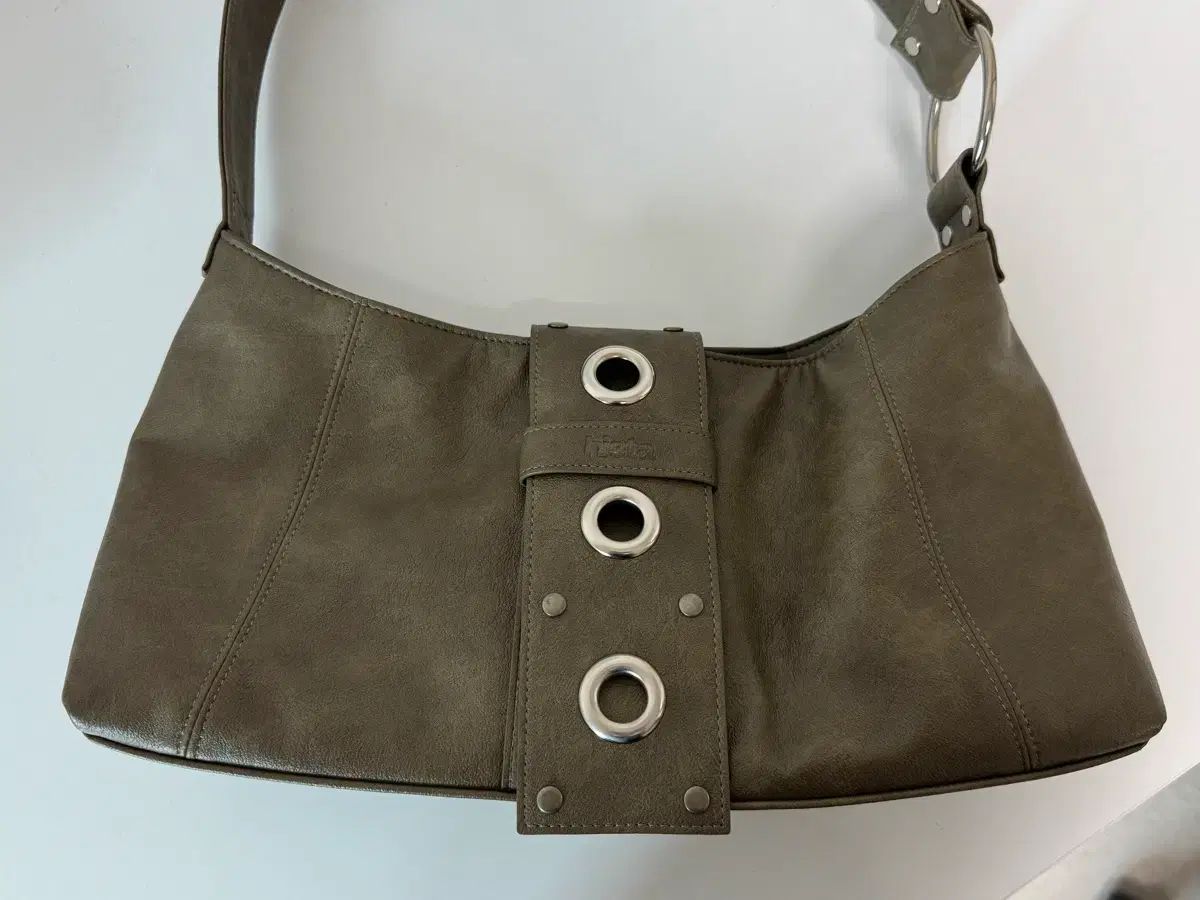(新品) hieta ヒエタ ニタバッグ nita オリーブグリーン 出品