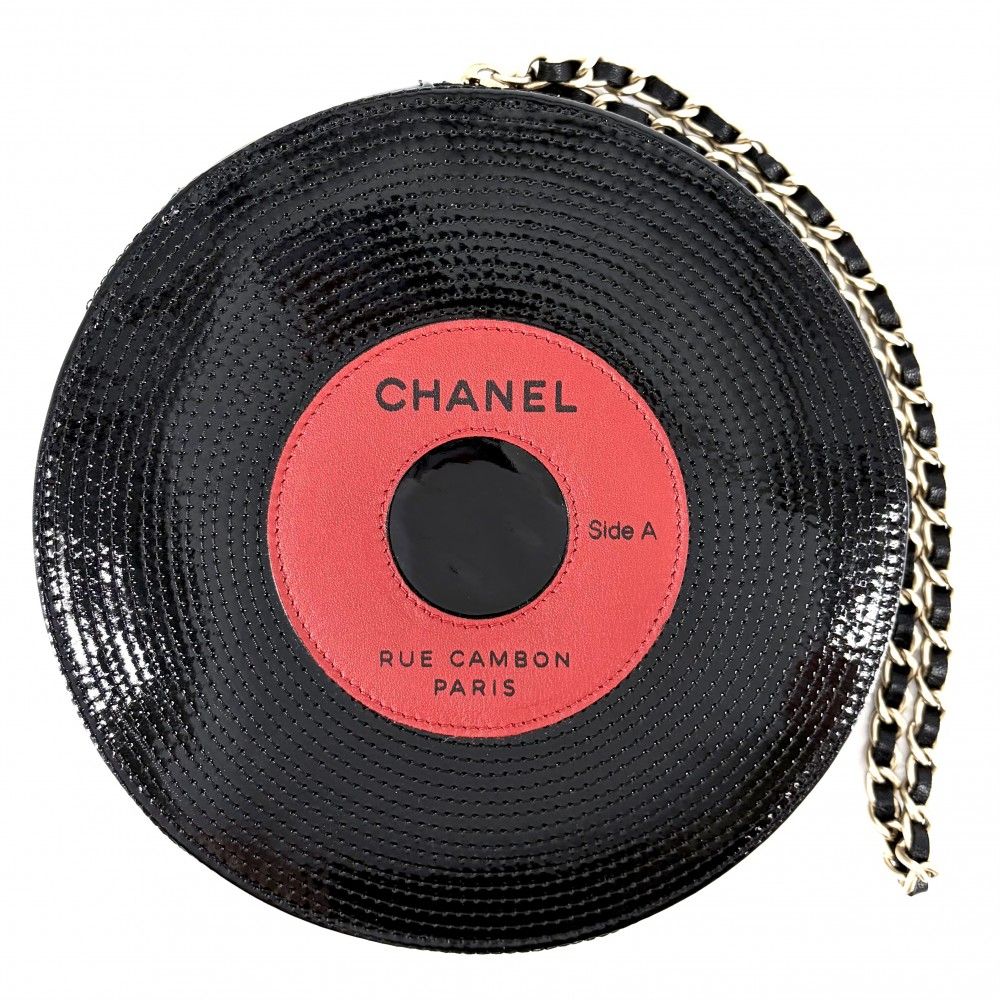 シャネル クラッチバッグ レディース レコード チェーン ポーチ CHANEL パテントレザー ブラック 黒 ゴールド金具【中古品】