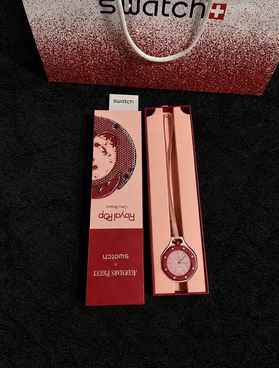 オメガ X AUDEMARS PIGUET オーデマピゲ ロイヤルポップ 出品