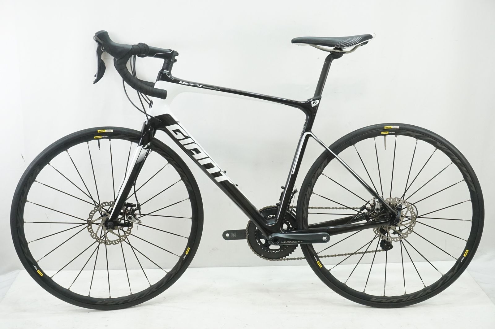 GIANT 「ジャイアント」 DEFY ADVANCED1 2016年モデル ロードバイク