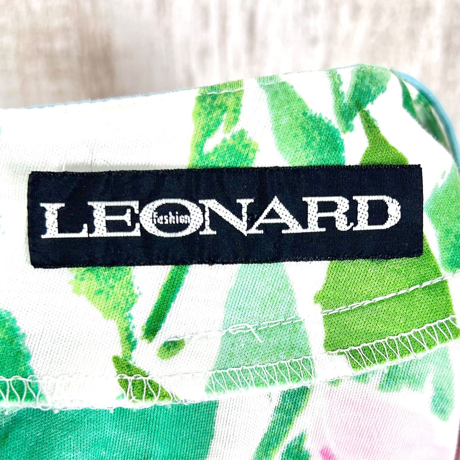 LEONARD レオナール 花柄 コットン Vネック ロングワンピース ホワイト