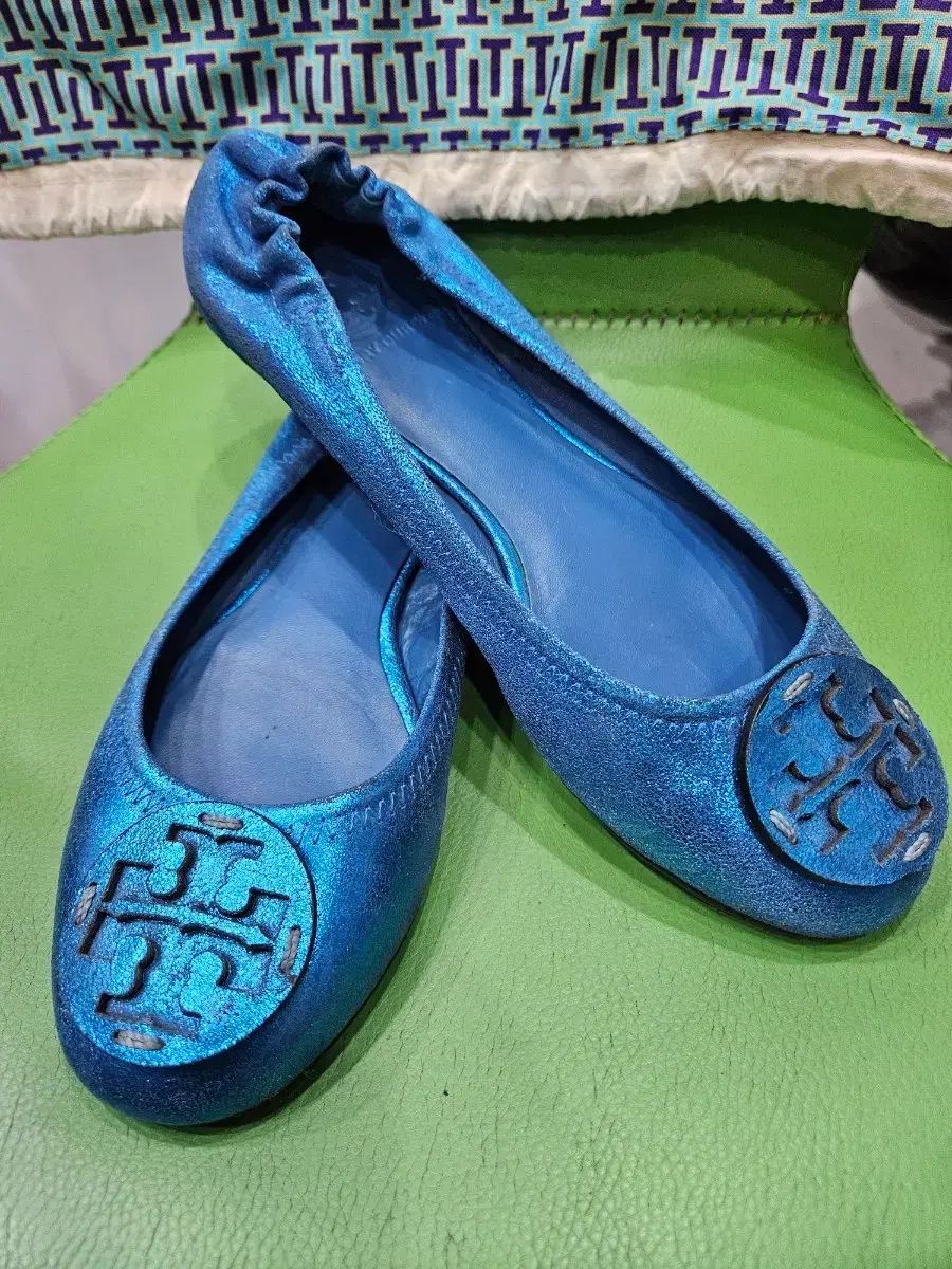 トリーバーチ フラット シューズ ブルー 5 5サイズ