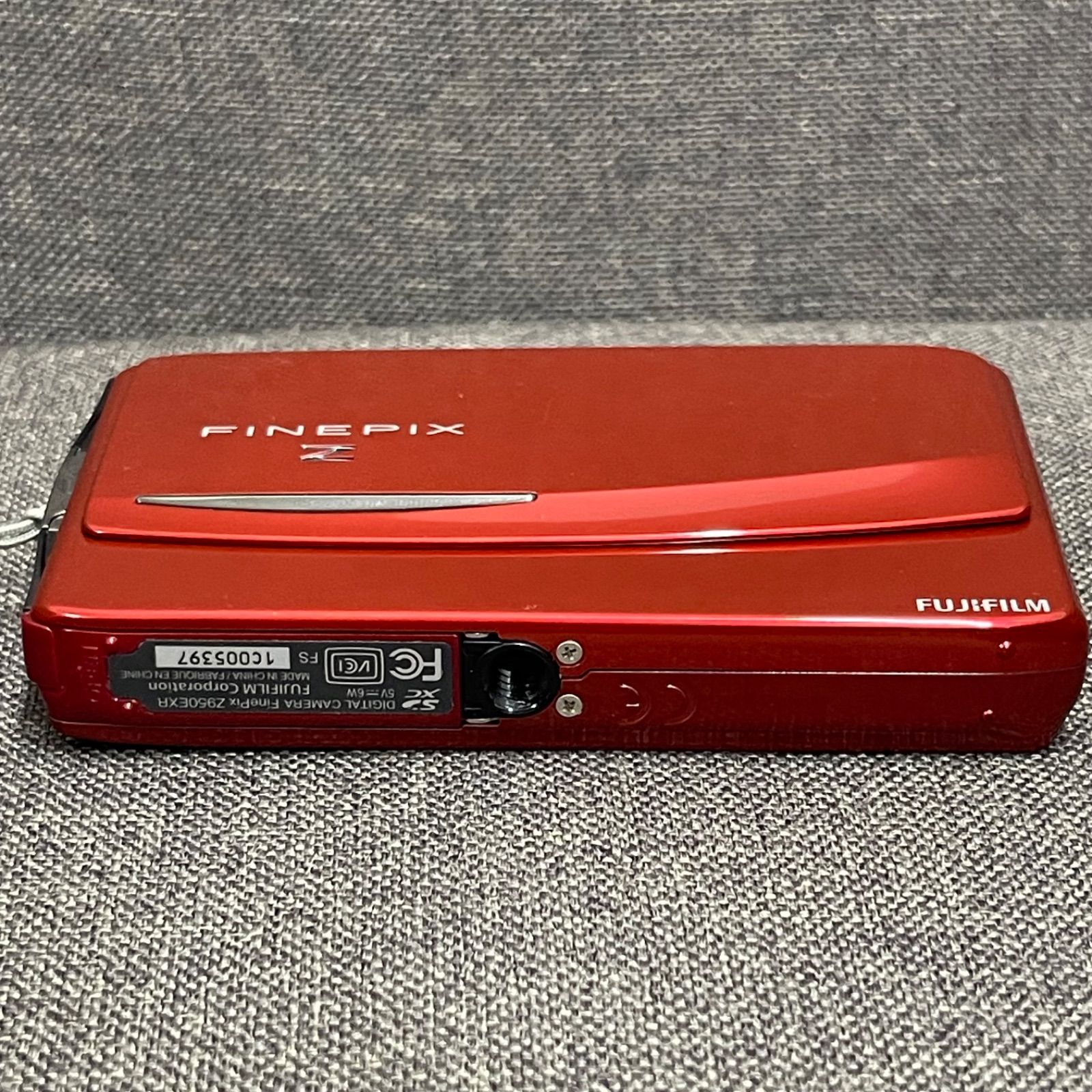 NPA】ジャンク FUJIFILM FINEPIX Z950EXR 富士フィルム デジカメ