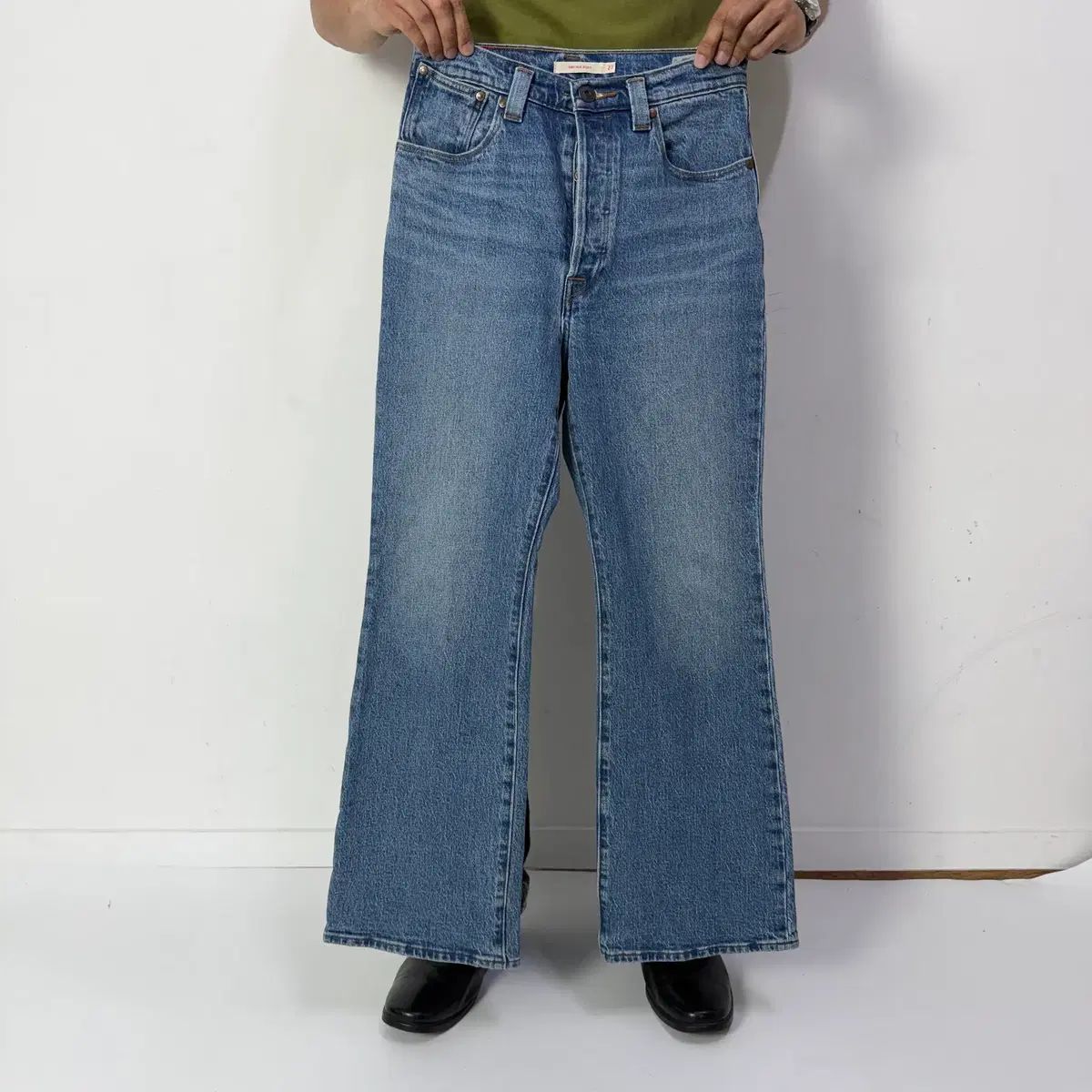 リーバイス ブランクタブ リップケージ ブーツカット デニムパンツ