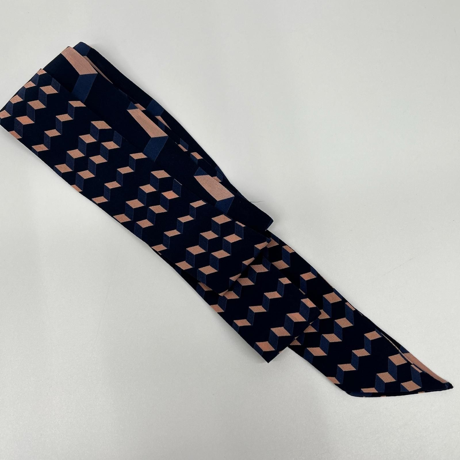Tory Burch トリーバーチ ネイビー×ピンク 幾何学模様 シルク