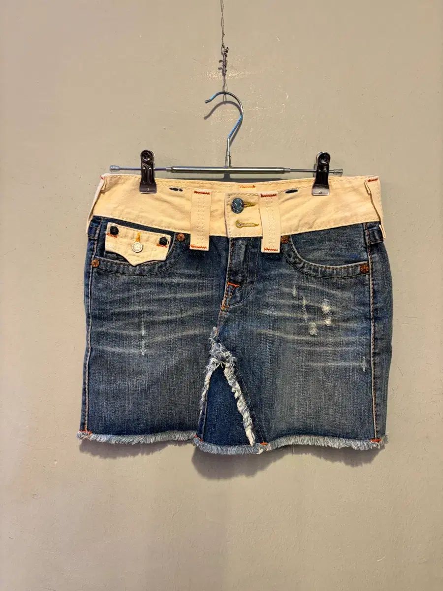 トゥルーレリジョン 正規品 デニムスカート