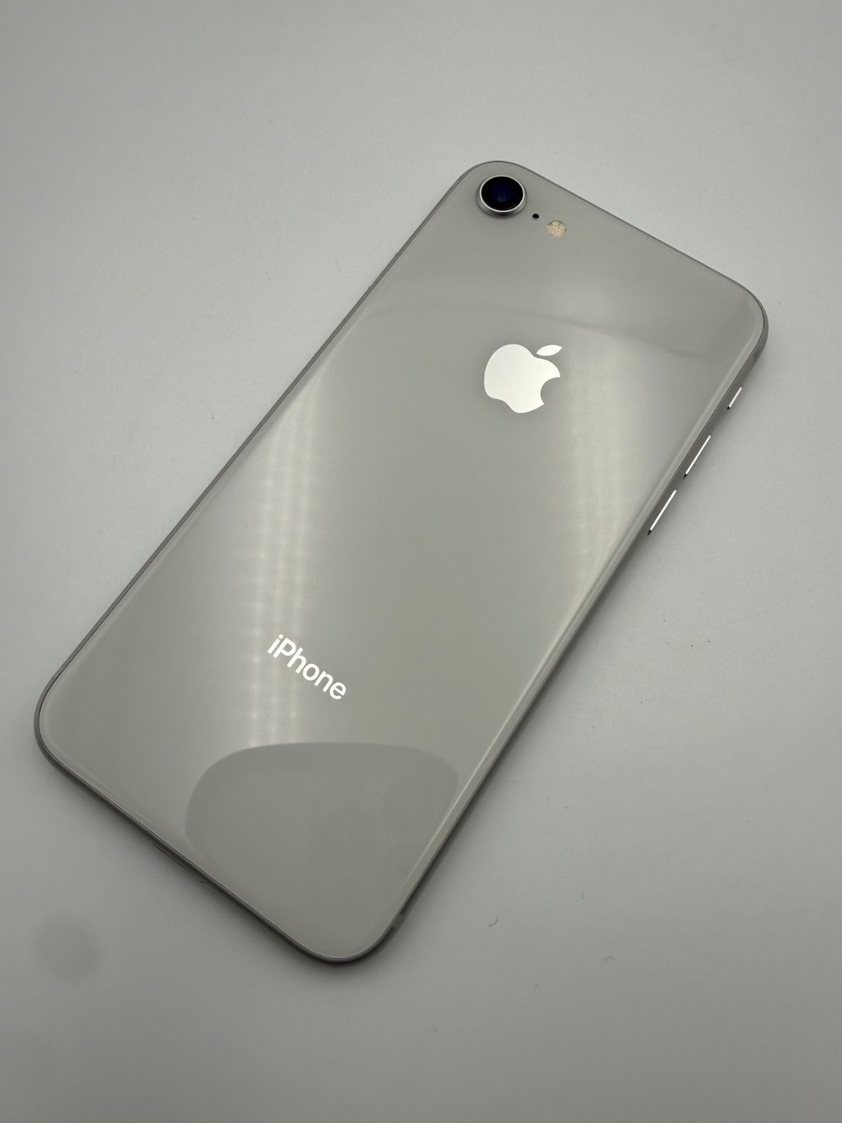 【バッテリー100％】iPhone8 256GB 本体 SIMフリー iPhone8 256GB シルバー SIMフリー バッテリー100% - メルカリ