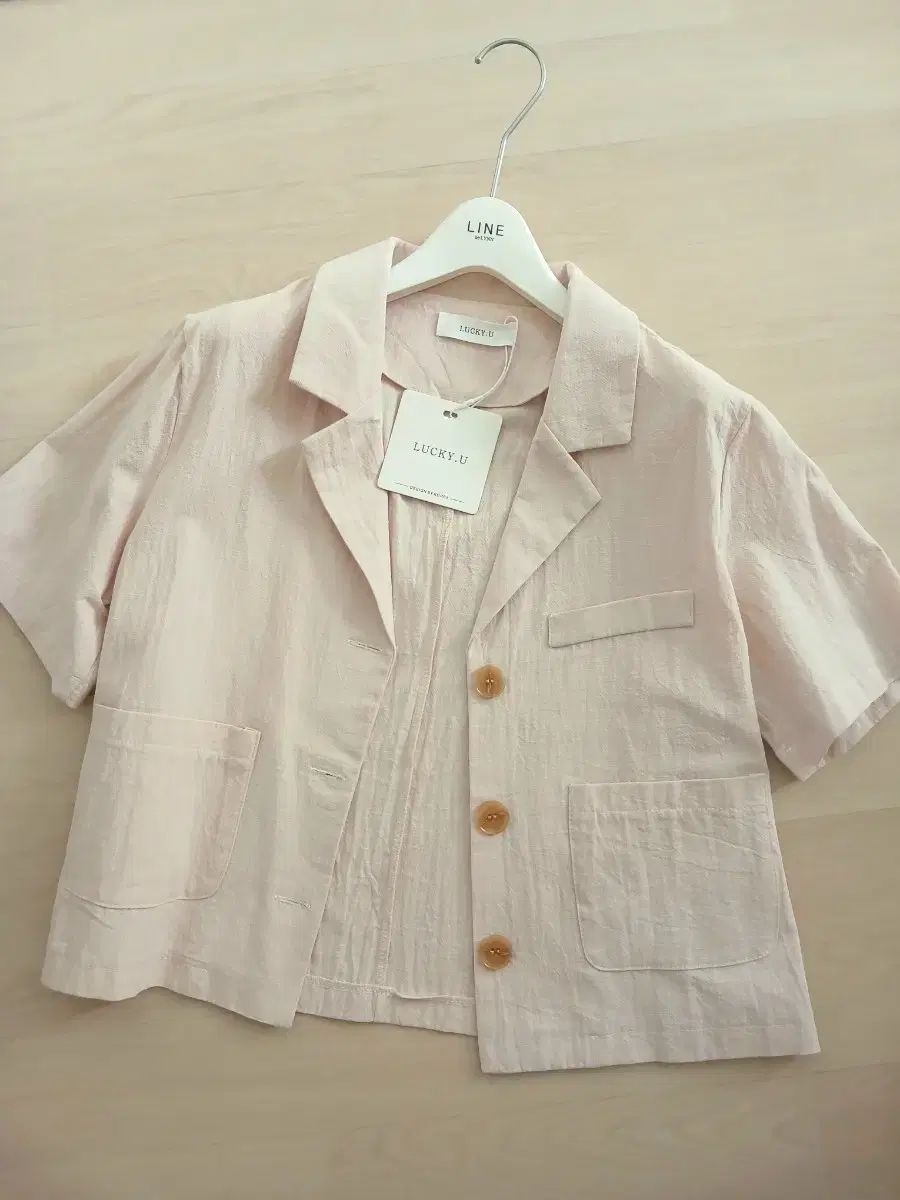 新品タグ付き) LYNN リネン 半袖 ジャケット