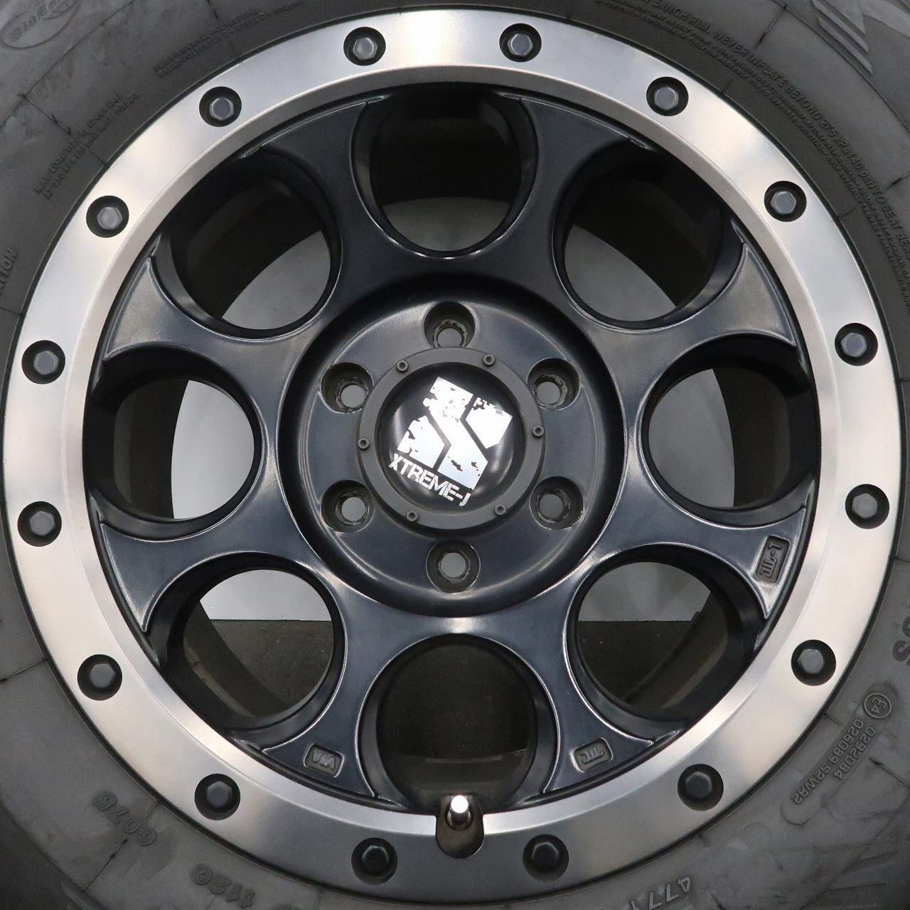プラド ランクルFJ 等に 4本 XTREME-J XJ03 17インチ 8J +20 6H 139.7 