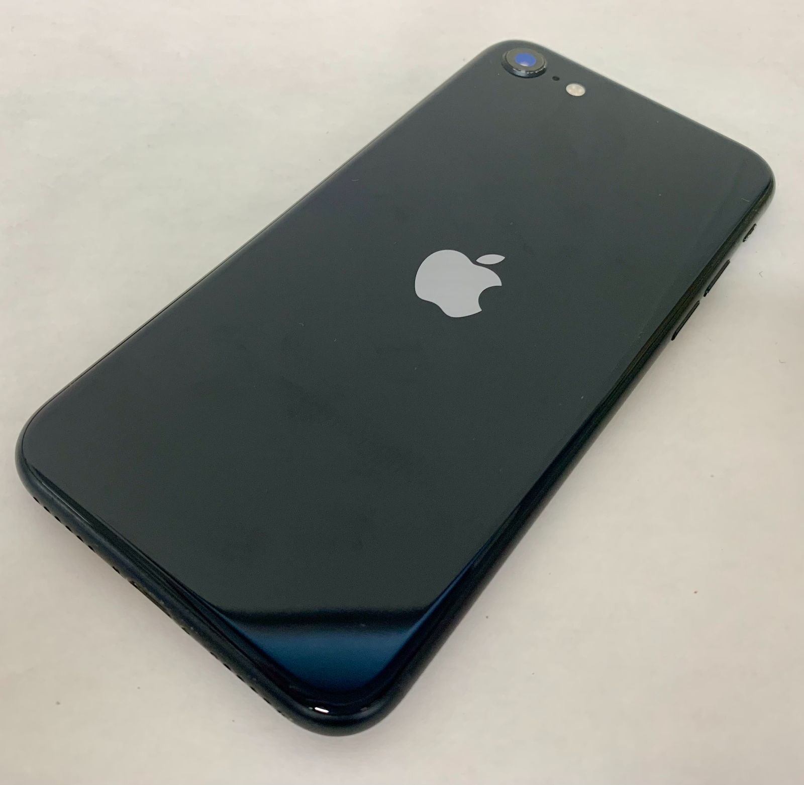 iPhone SE3 64GB ミッドナイト 良品 SIMフリー - メルカリ