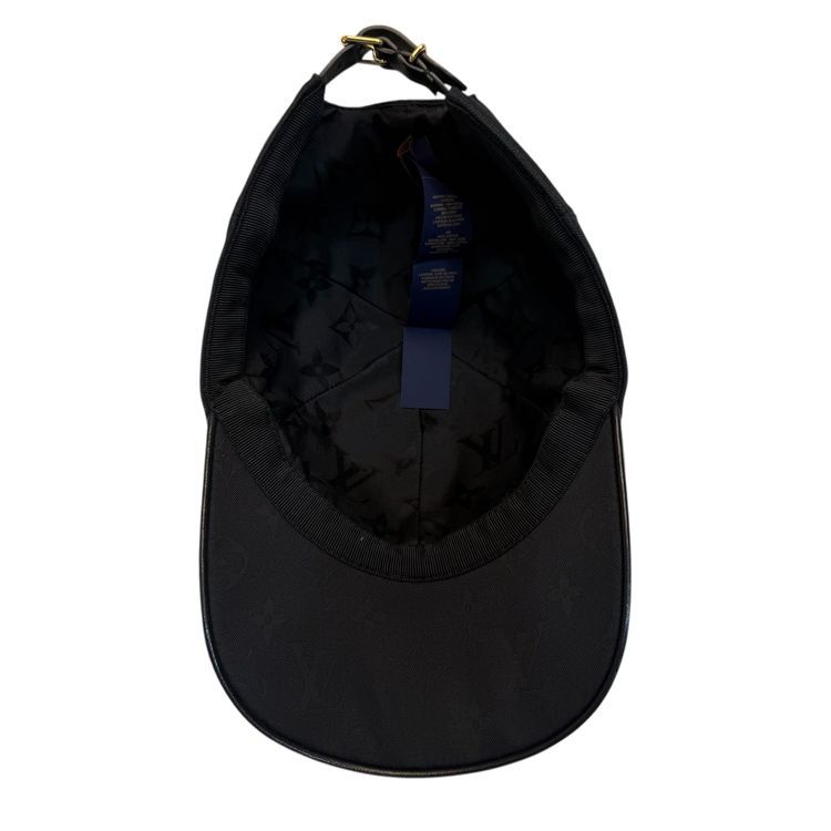 LOUIS VUITTON ルイ・ヴィトン LV アイコニック キャップ レディース