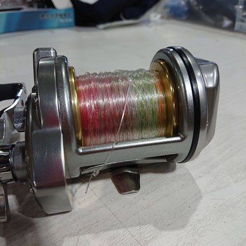 シマノ 09スピードマスター石鯛 4000T リール 船用 手動 - メルカリ