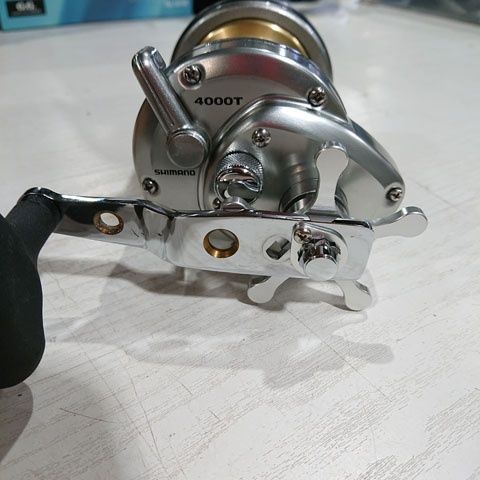 シマノ 09スピードマスター石鯛 4000T リール 船用 手動 - メルカリ