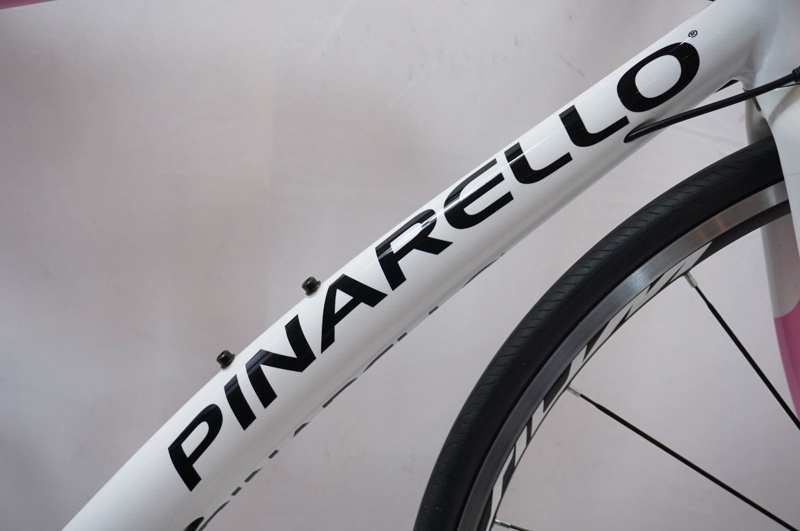 PINARELLO 「ピナレロ」 TREVISO 2011年モデル フラットバーロード 