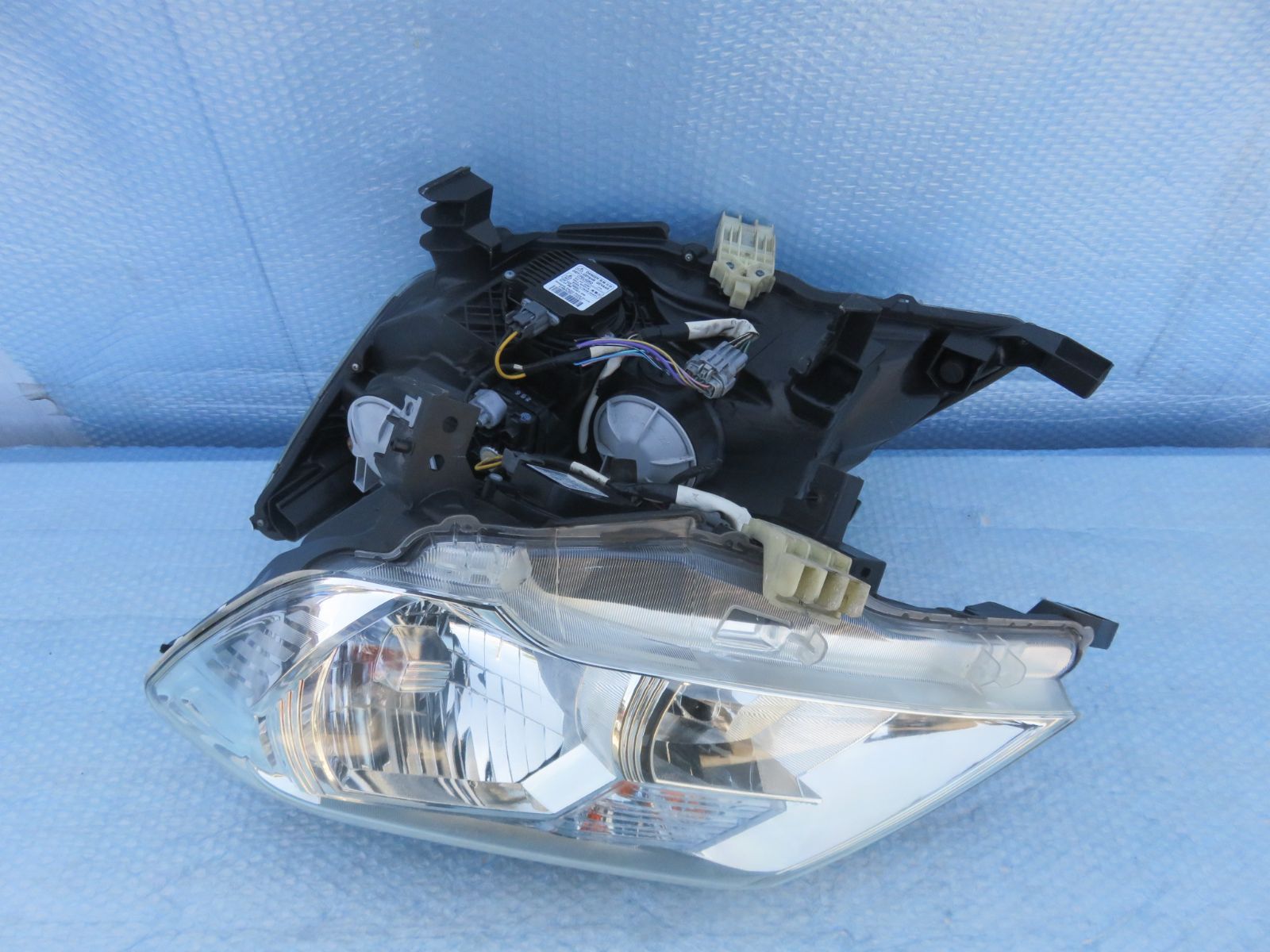 ☆SFC6873/レンズ綺麗/点灯OK 日産 C26 NC26 HC26 FC26 セレナ 純正