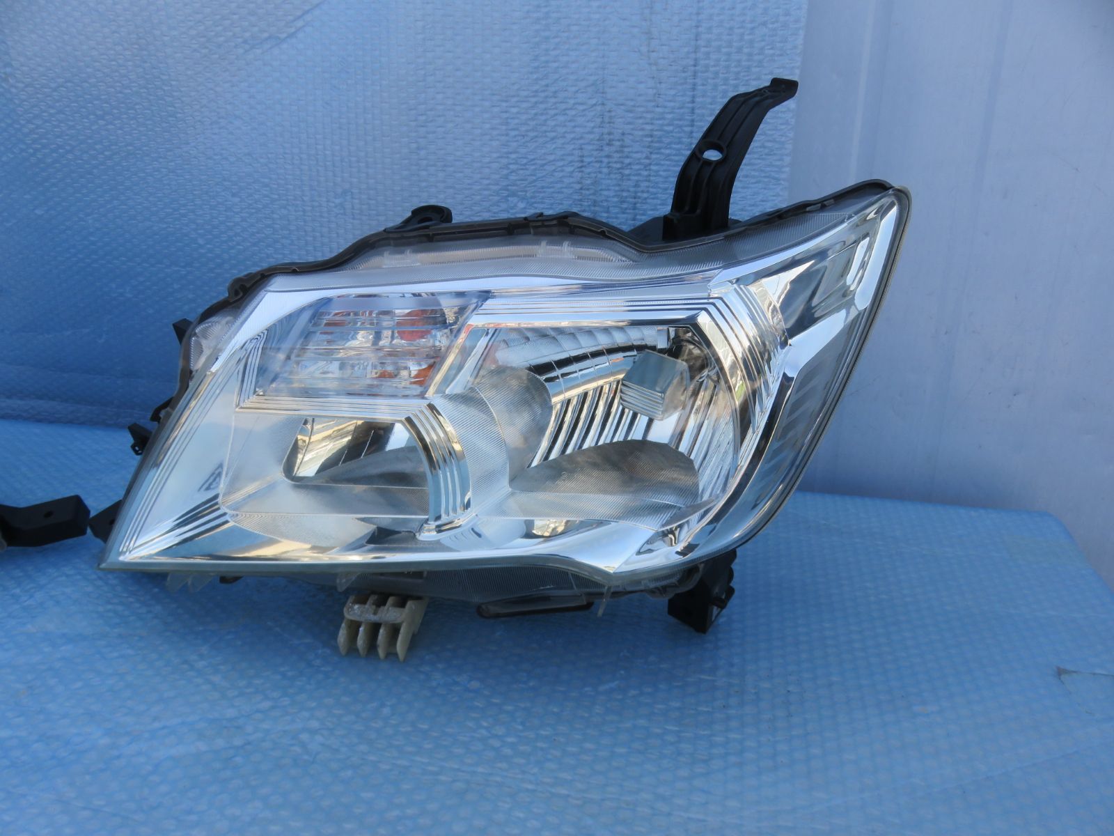 ☆SFC6873/レンズ綺麗/点灯OK 日産 C26 NC26 HC26 FC26 セレナ 純正