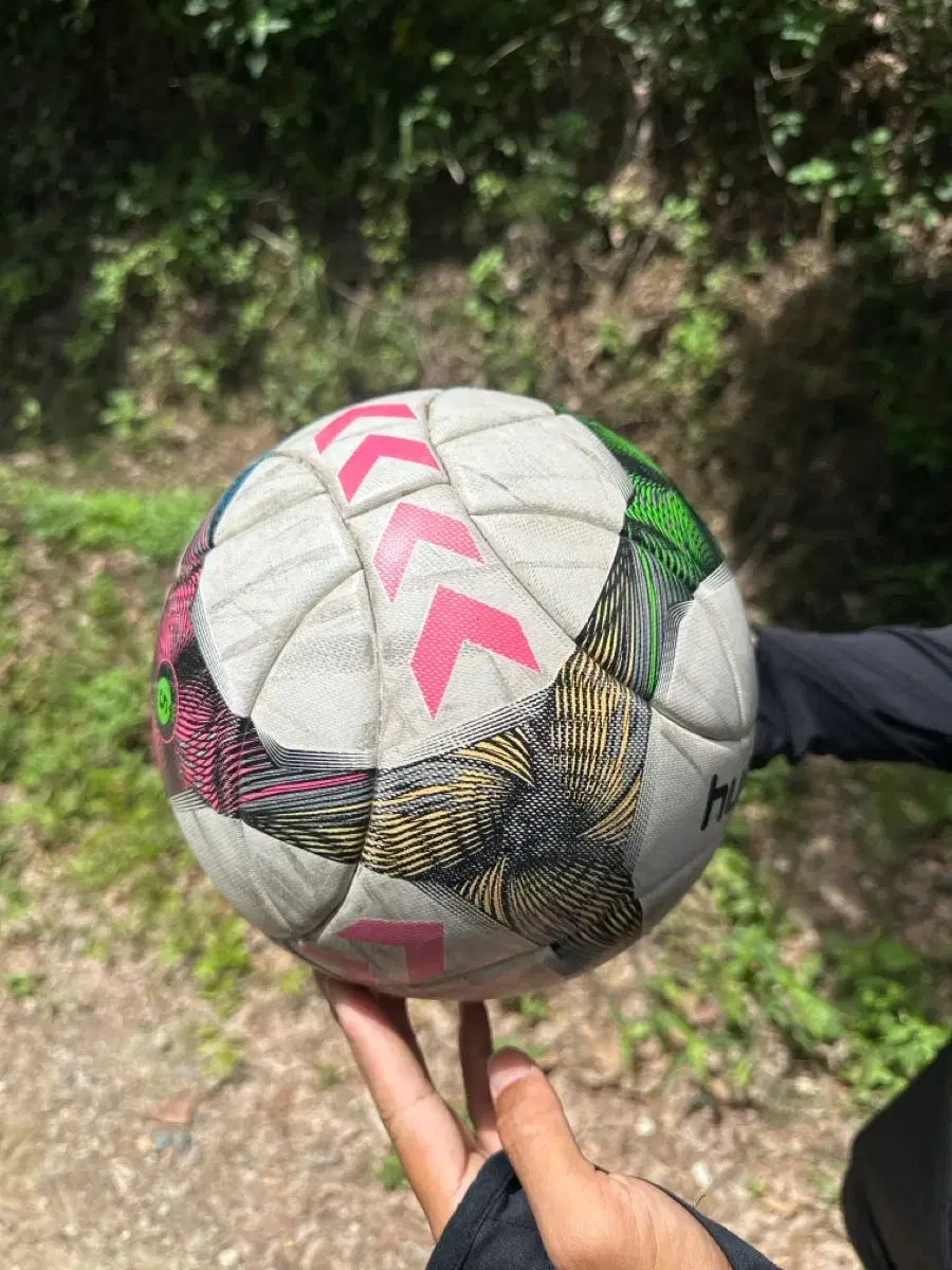 ヒュンメル サッカーボール 5号