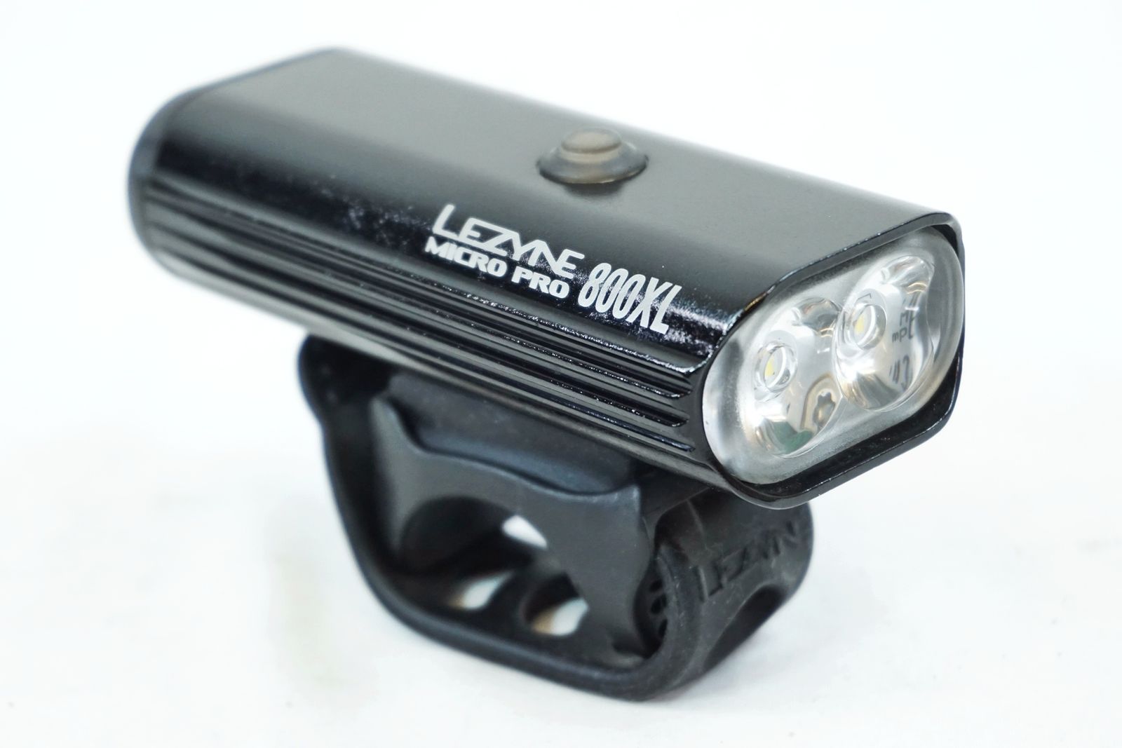 LEZYNE 「レザイン」 MICRO PRO 800XL フロントライト / バイチャリ 