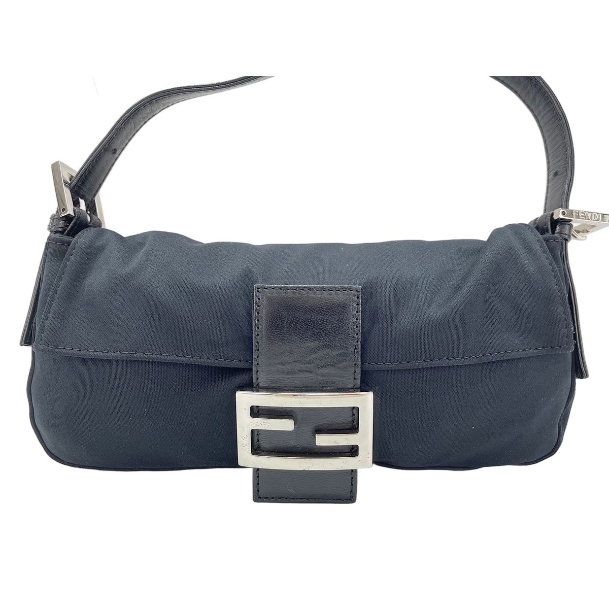 FENDI フェンディ ショルダーバッグ マンマバケット【中古】