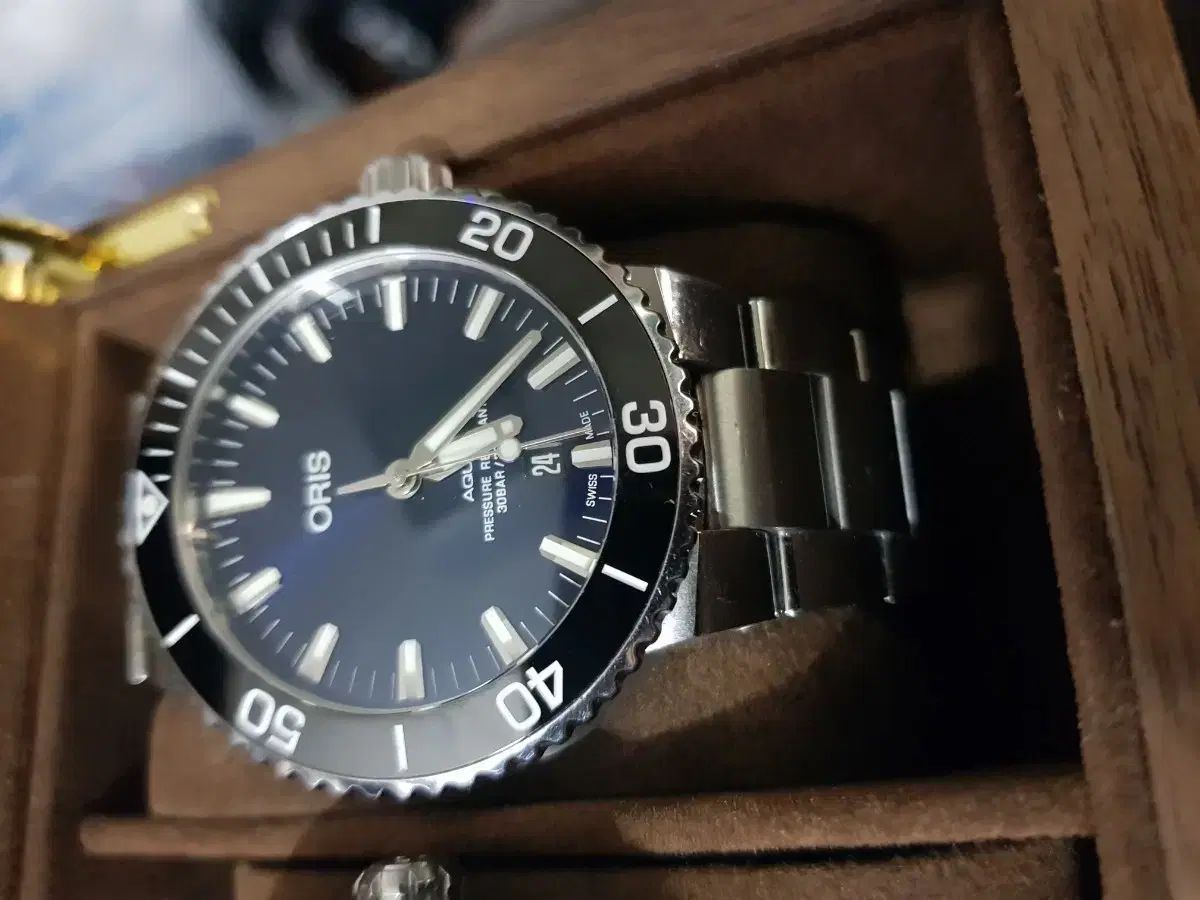 ORIS アクアス