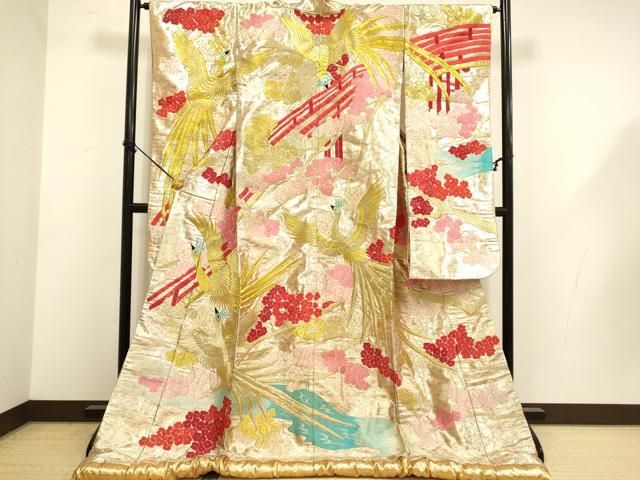 平和屋本店●色打掛　お引きずり　和装　婚礼　結婚式　花嫁　神社挙式　総刺繍　渡り橋尾長鳥花文　金銀糸　逸品　DABG3529du