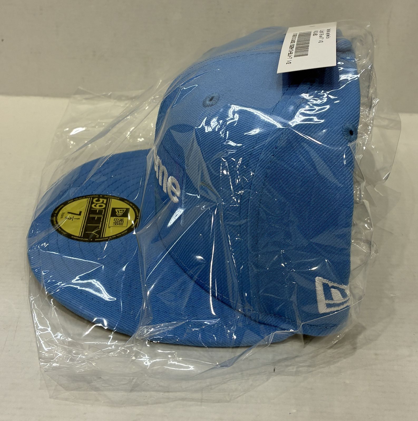 未使用 Supreme Shop Box Logo New Era Tokyo Light Blue 59.6㎝ 7-1/2