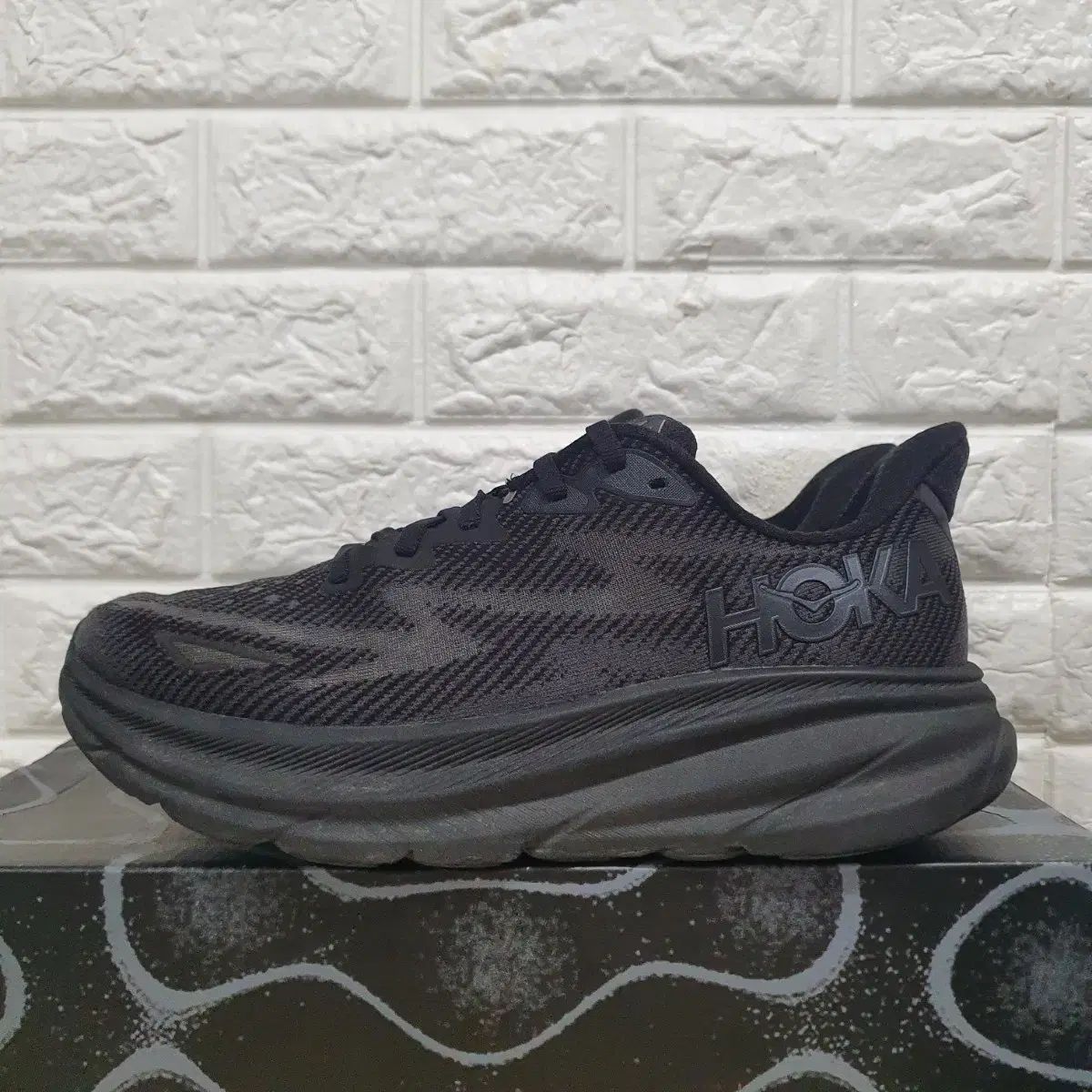 HOKA ONE ONE ホカオネオネ 黒 スニーカー 8,453円