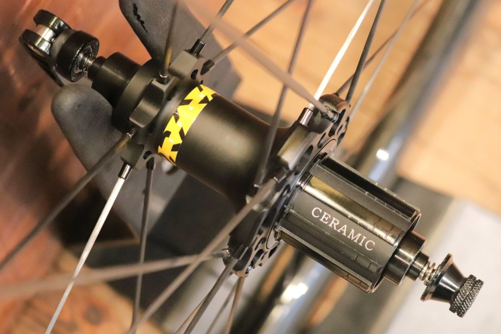 エリート ELITE WHEELS ドライブ DRIVE 40V カーボン チューブレス 
