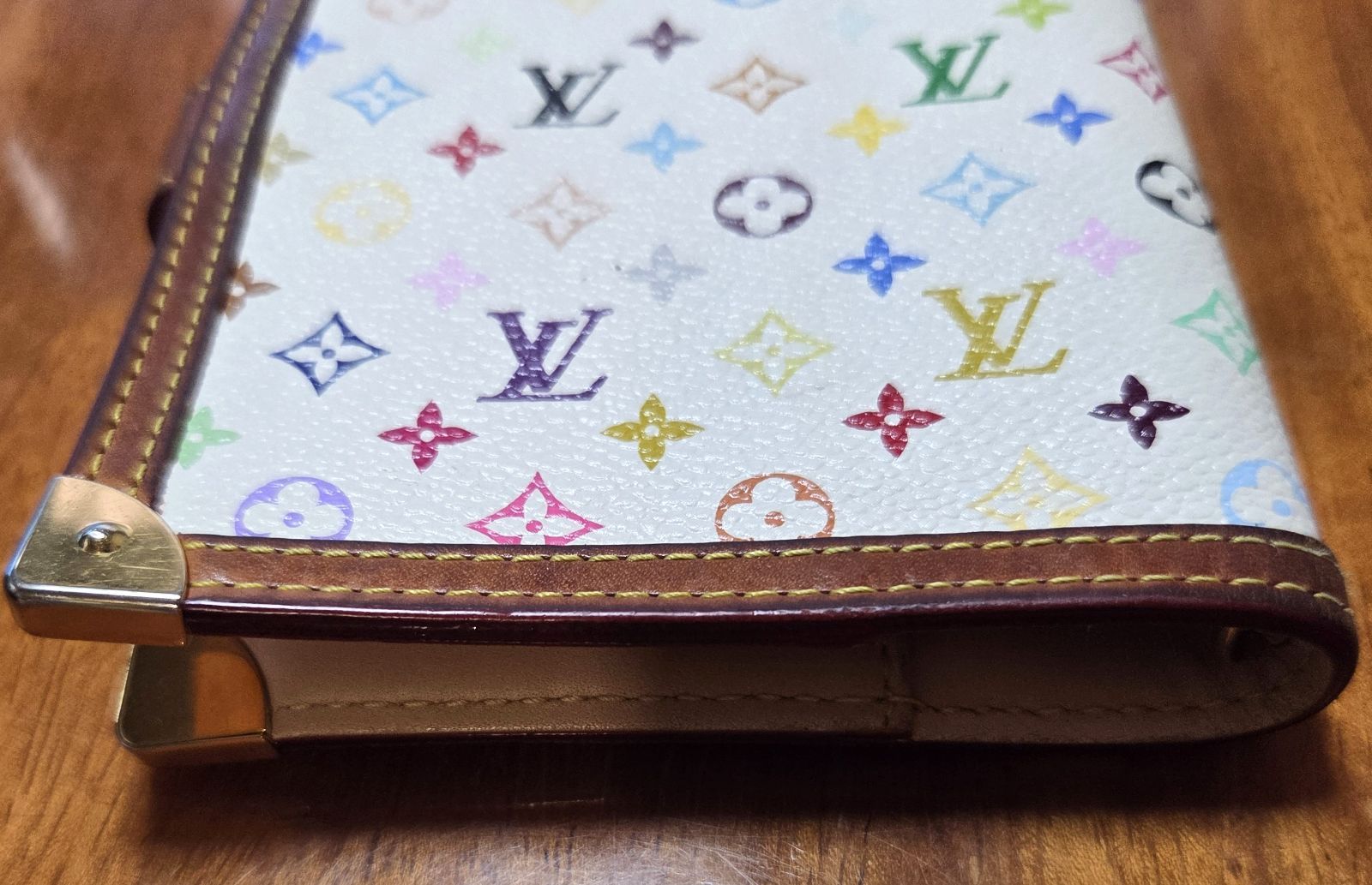 Louis Vuitton マルチカラー 手帳カバー - メルカリ