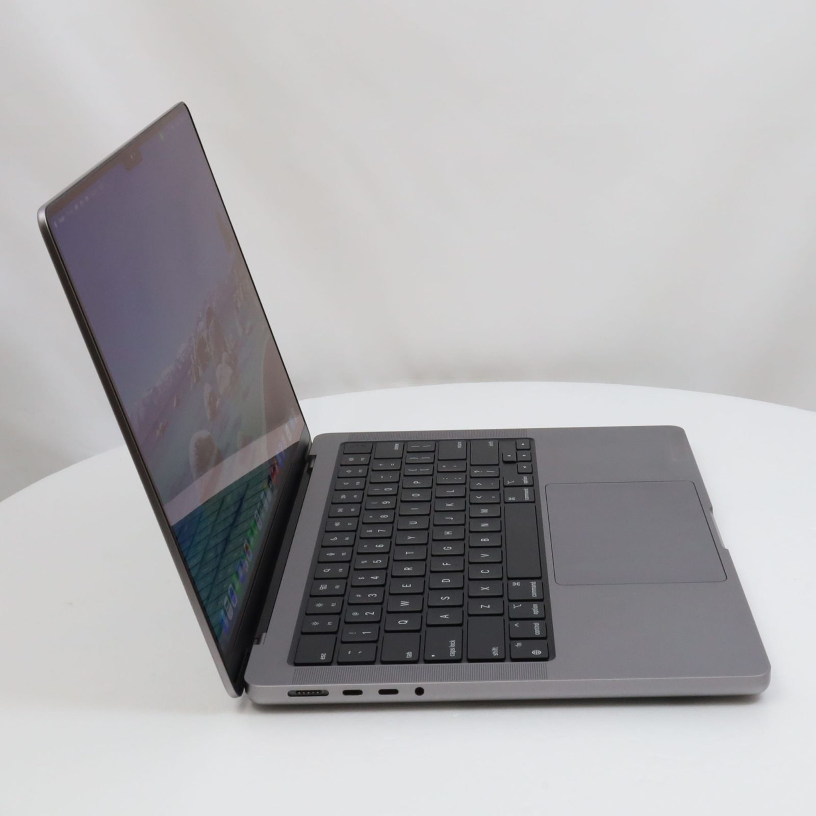 MacBook Pro 14