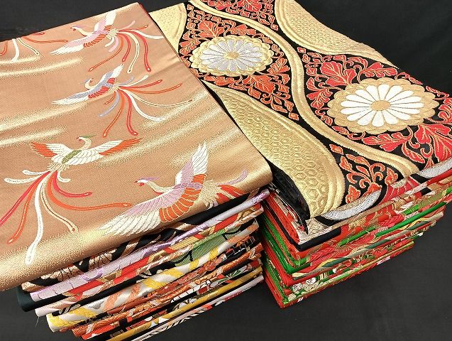 平和屋本店■子供帯 まとめて 35点 向かい鶴 尾長鳥 蝶 松竹梅 花柄 楽器 七宝 金銀糸 など 着用可能多数 未使用品あり mmm1306