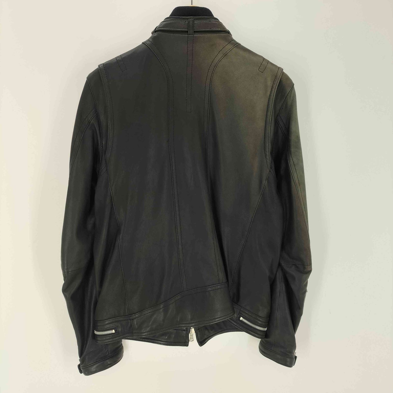 【極美品・近年モデル】ラブレス　シングルライダースジャケット　羊革　ダブルジップ ラブレス LOVELESS 羊革 ラムレザー シングル ライダース ジャケット